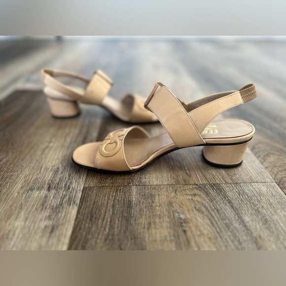 Ferragamo Tan Sandals - Picture 4 of 10
